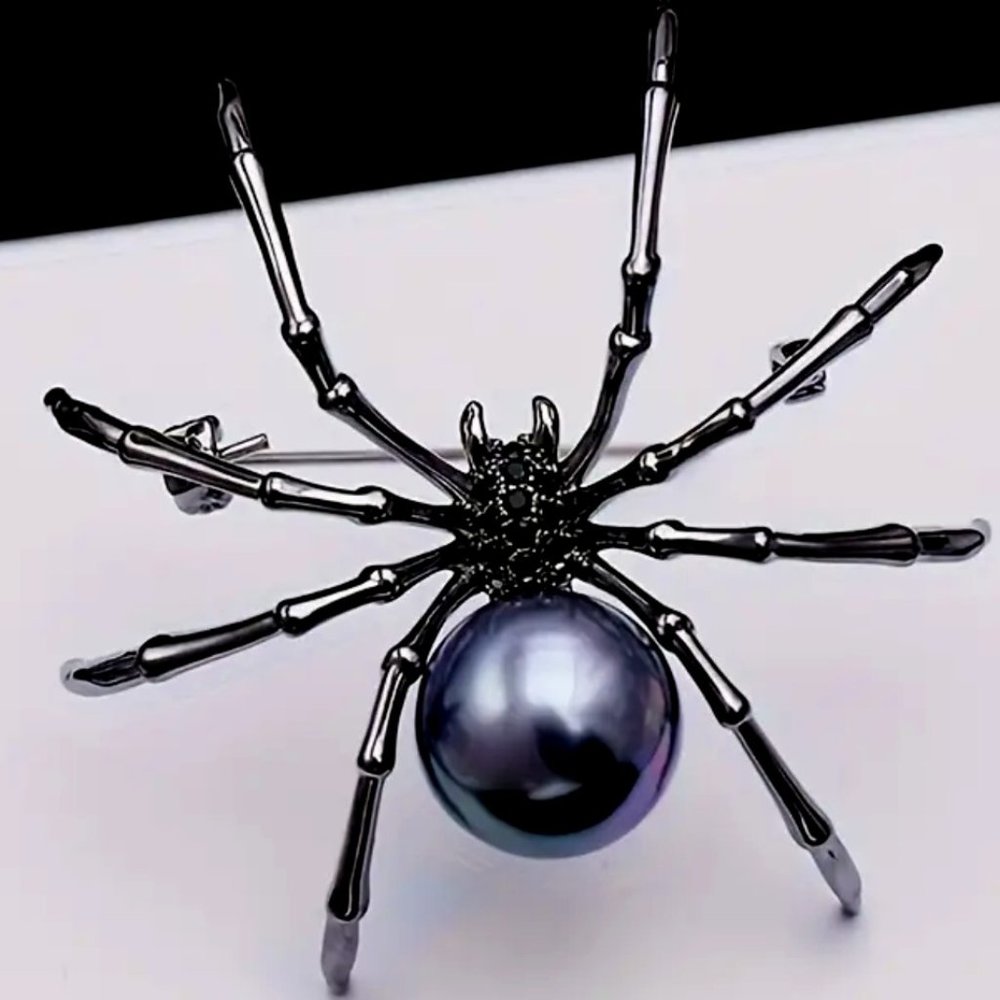 🌺 🌺 🌺 LAST ONE! Halloween Black Spider Brooch